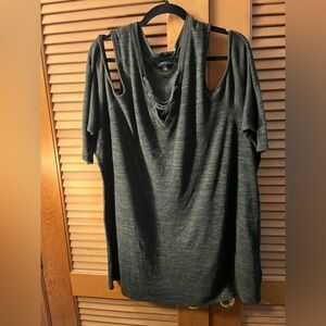 Torrid Foxy V-Neck Lace-Up Cold Shoulder Top size 5x